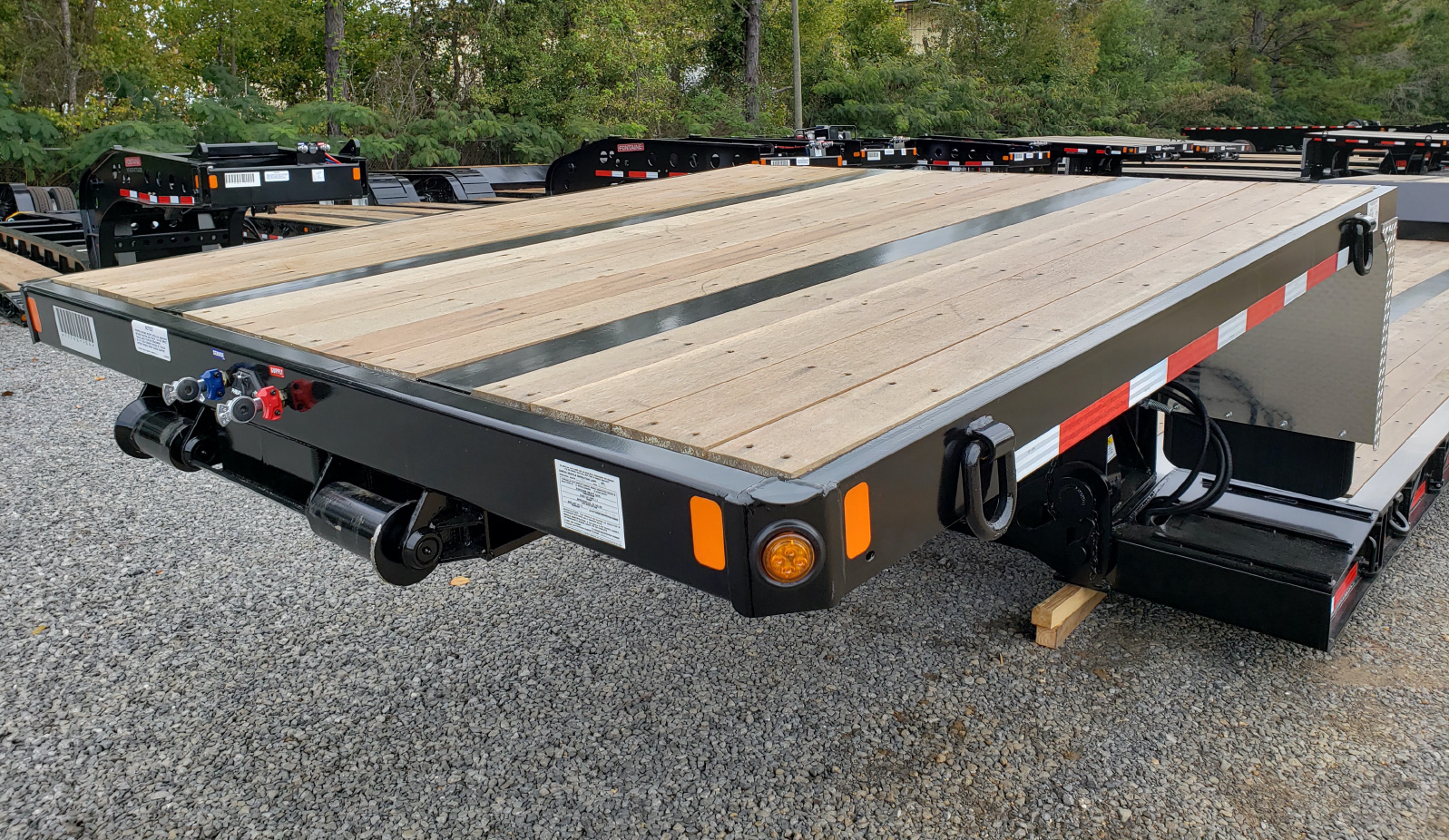 Renegade mechanical gooseneck upper deck